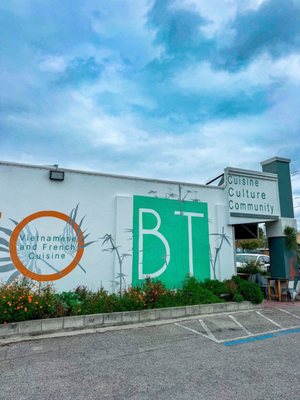 Bistro BT by null