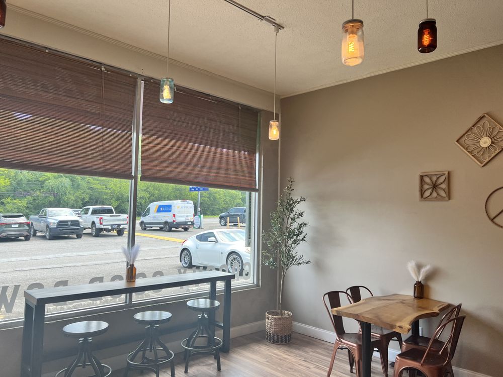 HIPPIE BOWLS Updated September 2024 24 Photos 8907 Oak Ridge Hwy