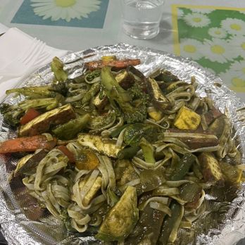 Lemongrass - Noodles with vegetables and paneer - Organic Stores Near Me - Tucson, Arizona