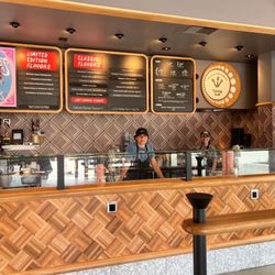 Salt & Straw - Inside- with menu