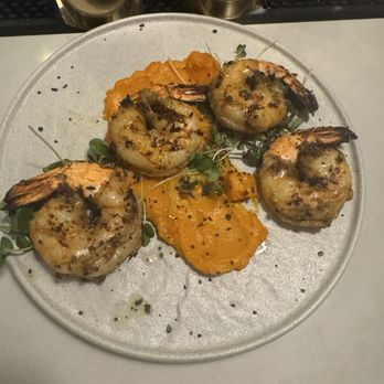 Living Room - JAMAICAN JERK SHRIMP  HOUSE MADE JERK SEASONING WITH SWEET POTATO BUTTER - Cocktail Bars Near Me - Newport, Rhode Island