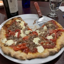 The sweet sausage, roasted red peppers and Mozzarella pizza. The hand tossed crust was the best EVER!