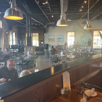 Ocean House Coastal Grille - Dining area - Seafood Near Me - Marshfield, Massachusetts