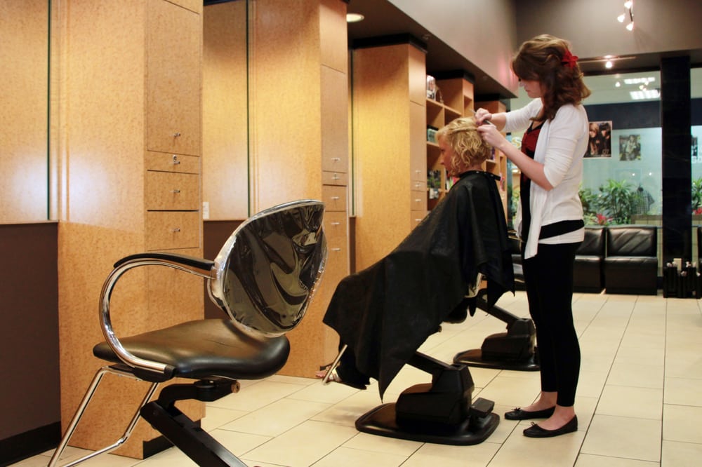 Georges Hair Designs Image