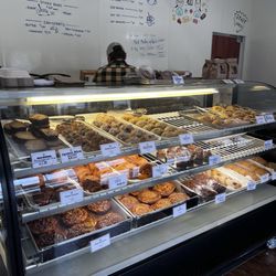 X2 Pasteries - Pastry case