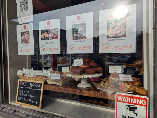 Fuji Bakery-ID/King St by null