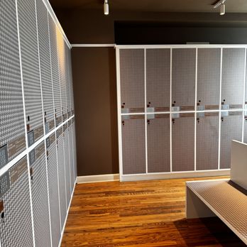 QC Spa - ladies locker room - Massage Near Me - New York, New York QC Spa - ladies locker room - Massage Near Me - New York, New York
