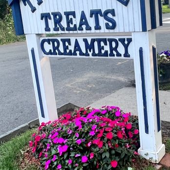 Trailside Treats Creamery - Great local ice cream shop! - Ice Cream & Frozen Yogurt Near Me - Goshen, New York Trailside Treats Creamery - Great local ice cream shop! - Ice Cream & Frozen Yogurt Near Me - Goshen, New York