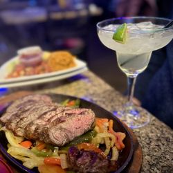 Art & Jakes Sports Bar & Grill - Sterling Heights - Fajita Grilled Steak