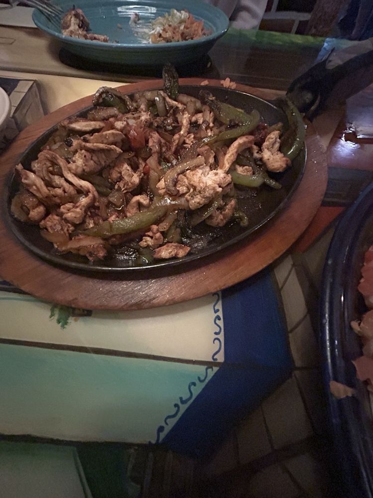 Riviera Maya Mexican Restaurant Logo