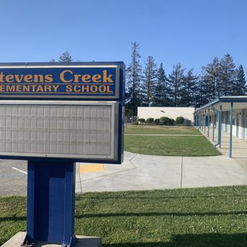 Varian Park - Parks Near Me - Cupertino, California
