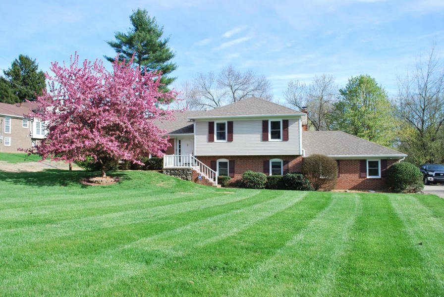 JUSTIN W HOWELL FINISH LINE REALTY 19 Photos 409 Colonel Way