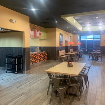Cuzino’s Family Kitchen - the dining area - Italian Near Me - Middletown, Delaware