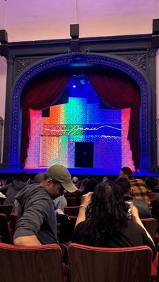 Victoria Theatre by null