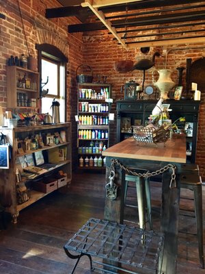 Escalante Mercantile by null
