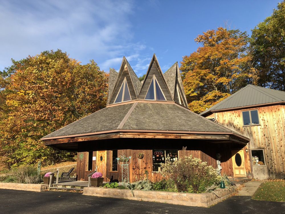 Indian Hills Gallery, Petoskey Roadtrippers