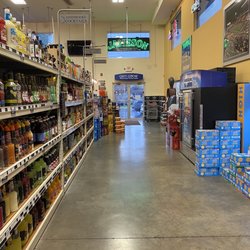 Ashebrooke Liquor Outlet - Great selection, even mixers!