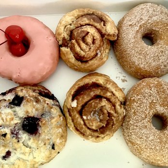 Rise Southern Biscuits & Righteous Chicken - Cheerwine Donut, Glazed Blueberry Biscuit, Cinnamon Roll, Cinnamon sugar doughnut - Breakfast & Brunch Near Me - Gaithersburg, Maryland Rise Southern Biscuits & Righteous Chicken - Cheerwine Donut, Glazed Blueberry Biscuit, Cinnamon Roll, Cinnamon sugar doughnut - Breakfast & Brunch Near Me - Gaithersburg, Maryland