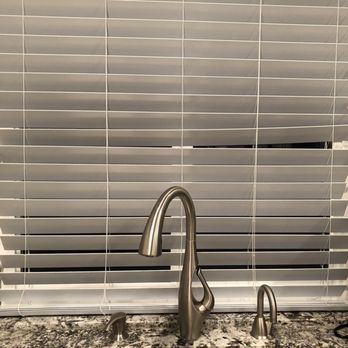 Window Design Group - Crooked blinds and improperly cut. - Windows Installation Near Me - Thousand Oaks, California