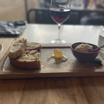 GIA MIA - Geneva - Fresh Mozzarella and honey! - Tapas/Small Plates Near Me - Geneva, Illinois