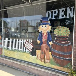 Hidden Treasures Antiques and Flea Market