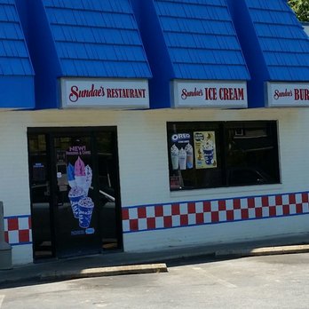 Sundae's Restaurant - the front of the restaurant - Ice Cream & Frozen Yogurt Near Me - Chase City, Virginia Sundae's Restaurant - the front of the restaurant - Ice Cream & Frozen Yogurt Near Me - Chase City, Virginia