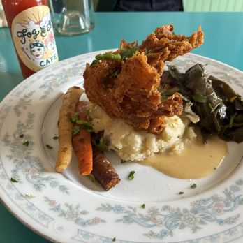 Fog Eater Cafe - Fried Blue Oyster Mushroom - Southern Near Me - Mendocino, California