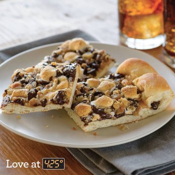 Papa Murphy's - three pieces of pizza on a plate - Pizza Near Me - Mesquite, Texas Papa Murphy's - three pieces of pizza on a plate - Pizza Near Me - Mesquite, Texas