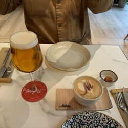 Mallorca - Starting with the perfect cappuccino and the luncheon biere'
