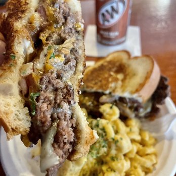 Spliff's Gastropub - Gastropubs Near Me - Jacksonville, Florida Spliff's Gastropub - Gastropubs Near Me - Jacksonville, Florida