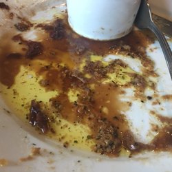 Fox & Hounds - Oil left on the plate after finished my meal