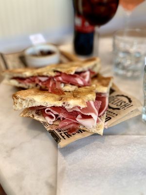 Sogno Toscano Cafe´& Wine Bar by null