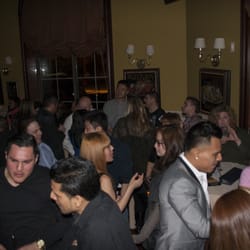 VLounge - VLounge Saturday Nights with Julian Jumpin Perez