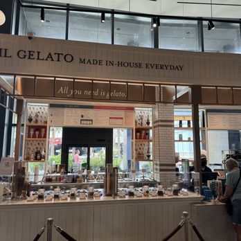 Il Gelato - Store Front - Gelato Near Me - Las Vegas, Nevada Il Gelato - Store Front - Gelato Near Me - Las Vegas, Nevada