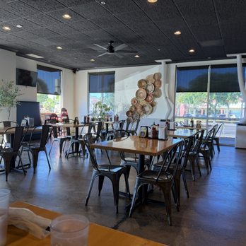 Bốn Mùa | Vietnamese Restaurant - Inside - Vietnamese Near Me - Sacramento, California Bốn Mùa | Vietnamese Restaurant - Inside - Vietnamese Near Me - Sacramento, California