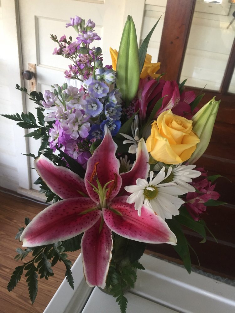 THE FLORIST Florists 300 E Main St, Statesboro, GA Phone Number