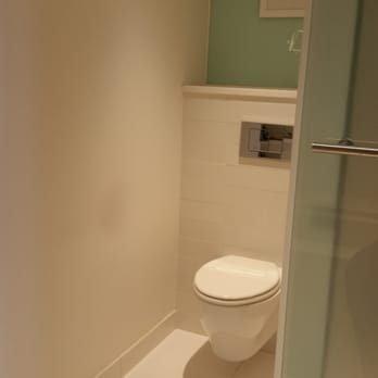 Radisson Blu Aqua Chicago - Bathroom - Hotels Near Me - Chicago, Illinois