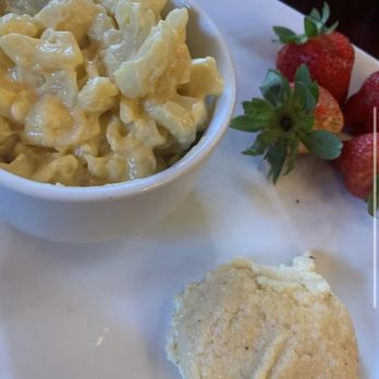 Cafe Orleans - Mickey's Cheesy Macaroni - Cajun/Creole Near Me - Anaheim, California