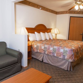Countryside Suites - King Suite - Hotels Near Me - Lincoln, Nebraska Countryside Suites - King Suite - Hotels Near Me - Lincoln, Nebraska