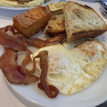 The Toasty Badger - Classic 2 Egg Brekky - Diners Near Me - Austin, Texas The Toasty Badger - Classic 2 Egg Brekky - Diners Near Me - Austin, Texas