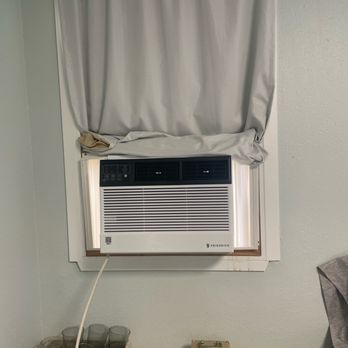Higa HVAC - New window unit install - Heating & Air Conditioning/HVAC Near Me - Honolulu, Hawaii Higa HVAC - New window unit install - Heating & Air Conditioning/HVAC Near Me - Honolulu, Hawaii