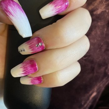 Lovely Nails - Nail Salons Near Me - Saint Paul, Minnesota