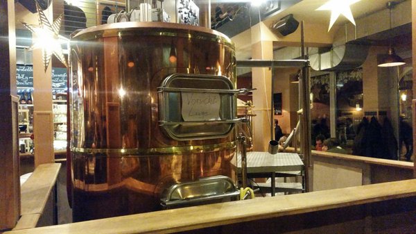 Hallesche Spezialitätenbrauerei Kühler Brunnen GmbH & Co. KG by null