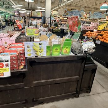 Tokyo Central - International Grocery Near Me - Emeryville, California Tokyo Central - International Grocery Near Me - Emeryville, California