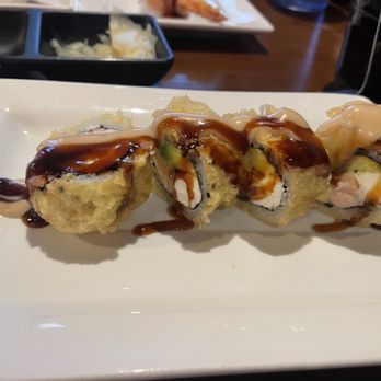 EAT'S SUSHI - Golden Philadelphia Roll - Sushi Bars Near Me - Costa Mesa, California EAT'S SUSHI - Golden Philadelphia Roll - Sushi Bars Near Me - Costa Mesa, California