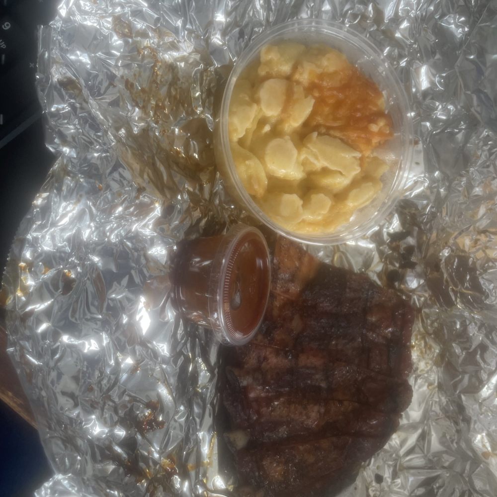 RIBS 1/2 RACK (st. louis pork ribs)* MAC   CHEESE (5 oz.)*