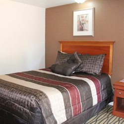 Annie Oakley Motel - Single Queen Bed Nonsmoking
