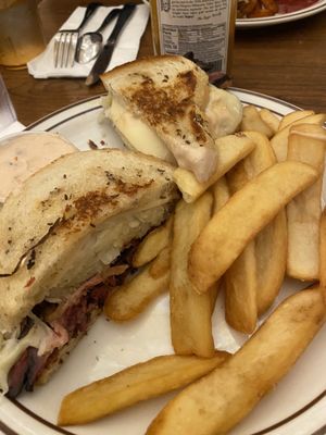 Canter's Deli by null
