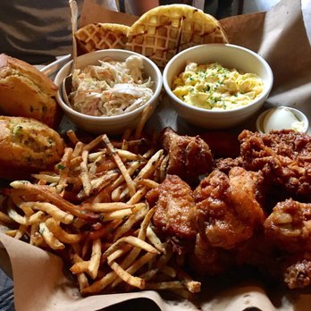 Joseph Leonard - Roscoe's chicken and waffle - New American Near Me - New York, New York