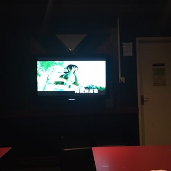 Pearl City - Karaoke room - Chinese Near Me - Manchester, XGM